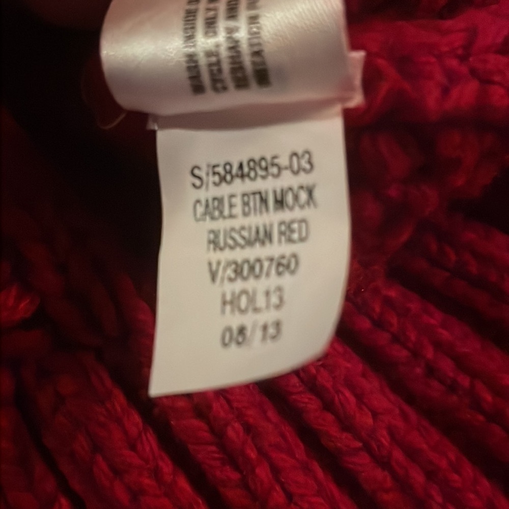 Gap Kids Russian Red Cable Knit  3 Button Sweater with Faux Fur Lined Collar - Picture 11 of 13